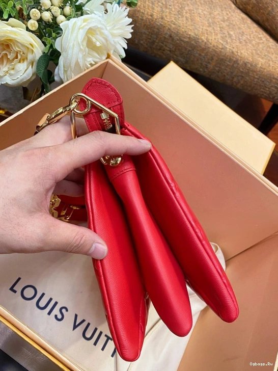 PM COUSSIN LOUIS VUITTON 0403